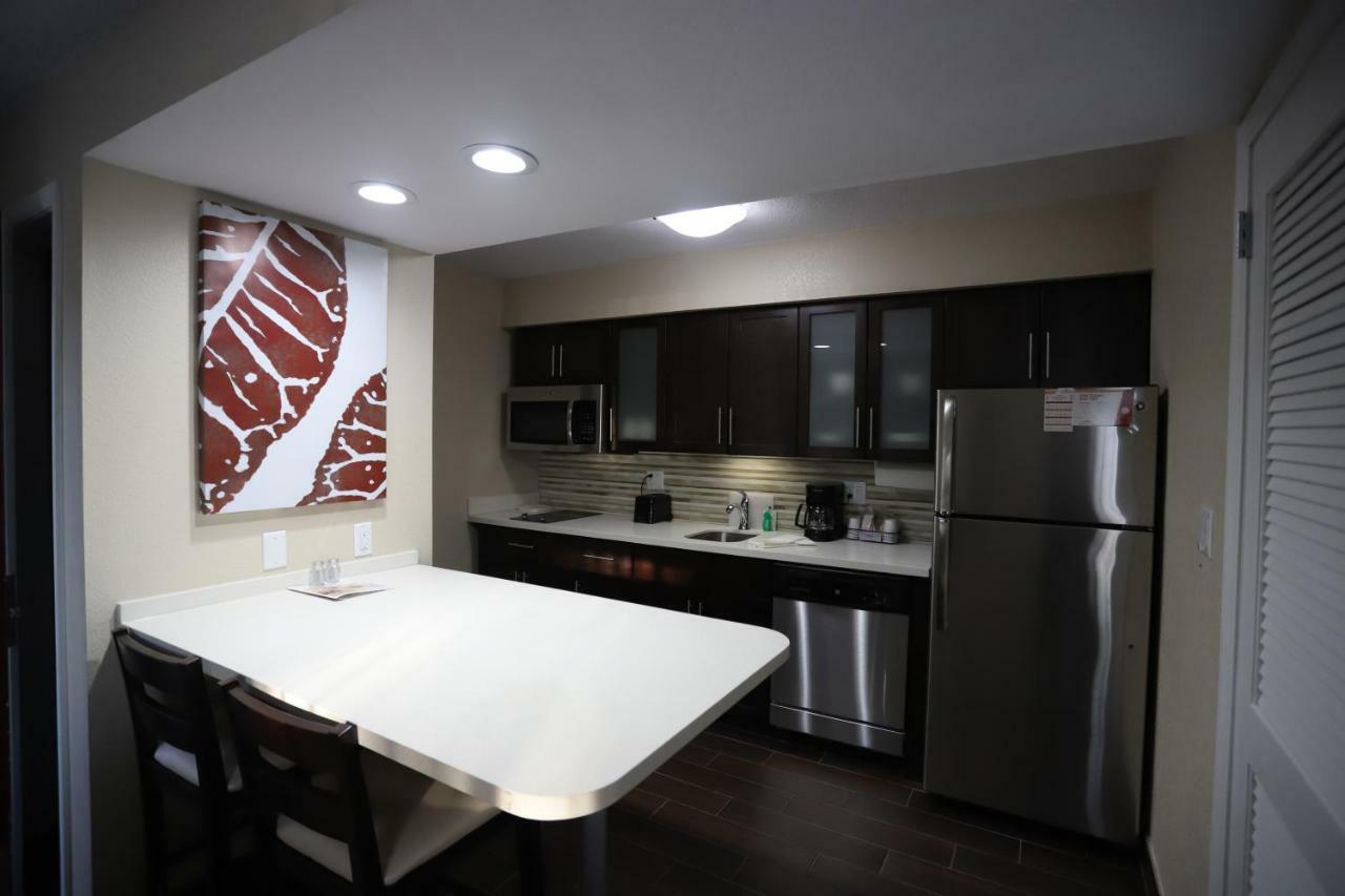 Hawthorn Suites By Wyndham Detroit Southfield Exteriör bild