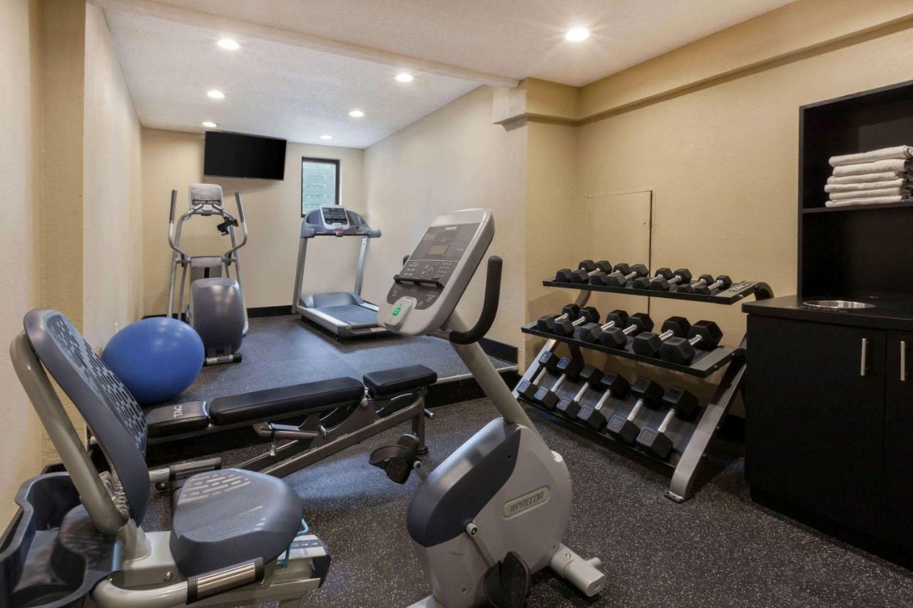 Hawthorn Suites By Wyndham Detroit Southfield Exteriör bild